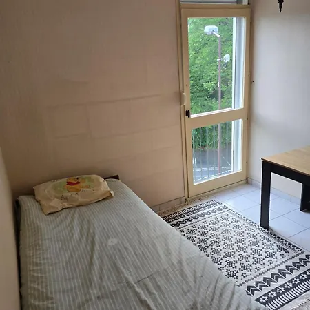Homestay Soualhia Avon